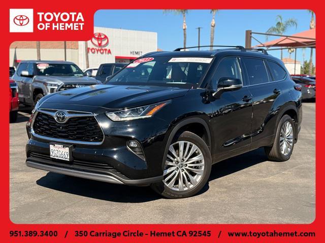 used 2023 Toyota Highlander car, priced at $39,994