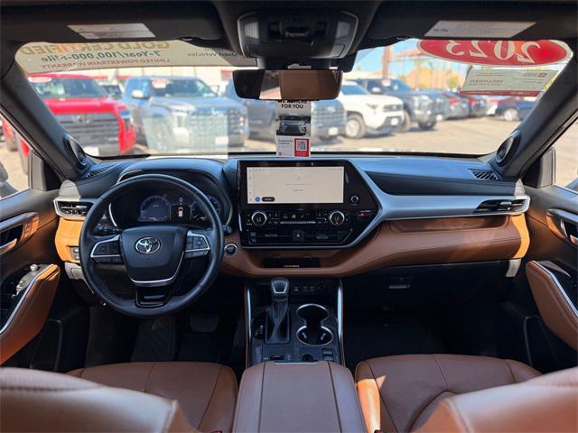 used 2023 Toyota Highlander car, priced at $39,994
