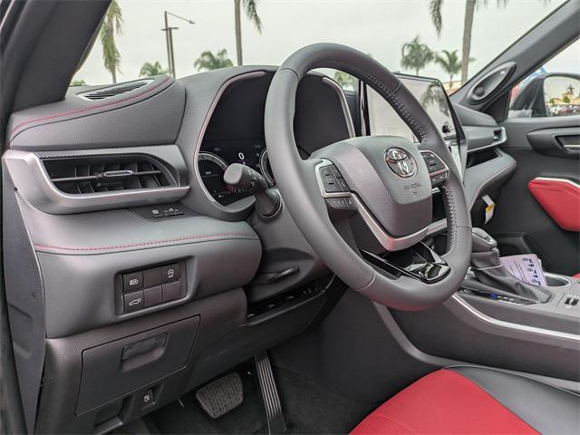 new 2025 Toyota Highlander car, priced at $50,923