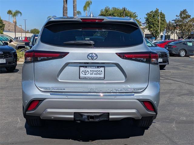 new 2025 Toyota Highlander car, priced at $55,357
