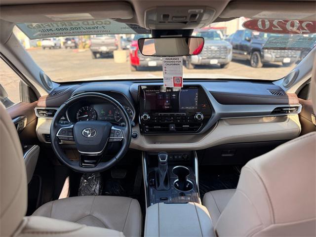 used 2020 Toyota Highlander car, priced at $32,698