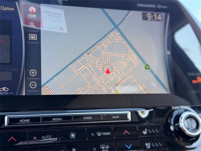 used 2020 Toyota Highlander car, priced at $32,698