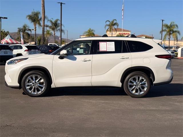 used 2020 Toyota Highlander car, priced at $32,698