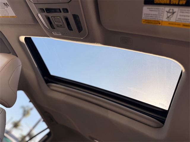 used 2020 Toyota Highlander car, priced at $32,698