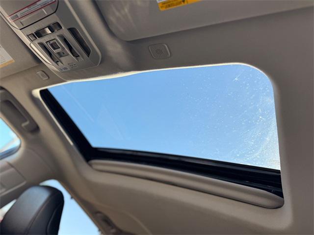 used 2023 Toyota Highlander Hybrid car, priced at $40,500