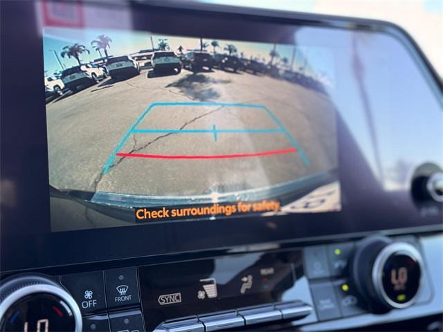 used 2023 Toyota Highlander Hybrid car, priced at $40,500