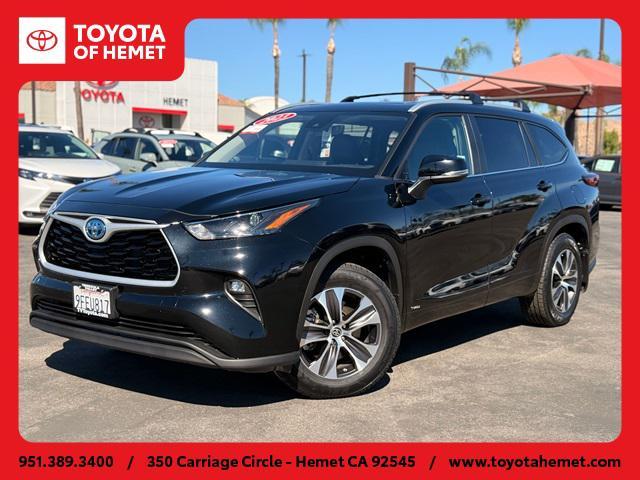 used 2023 Toyota Highlander Hybrid car, priced at $40,500