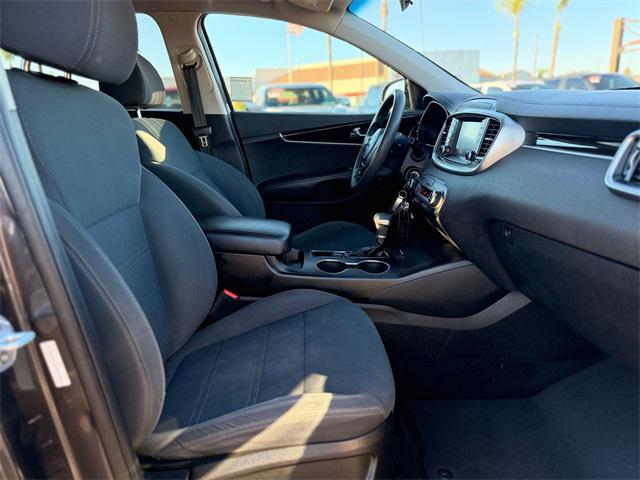 used 2019 Kia Sorento car, priced at $9,976
