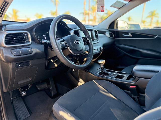 used 2019 Kia Sorento car, priced at $9,976