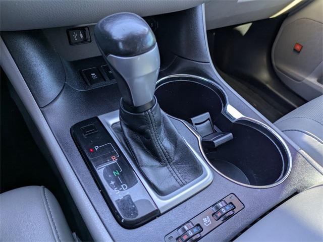 used 2015 Toyota Highlander car, priced at $14,999