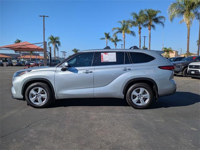 used 2022 Toyota Highlander car, priced at $30,484