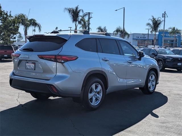 used 2022 Toyota Highlander car, priced at $30,484