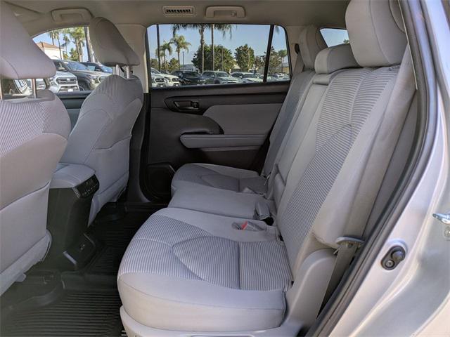 used 2022 Toyota Highlander car, priced at $30,484