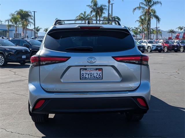 used 2022 Toyota Highlander car, priced at $30,484