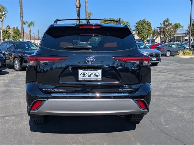 new 2025 Toyota Highlander Hybrid car, priced at $56,698
