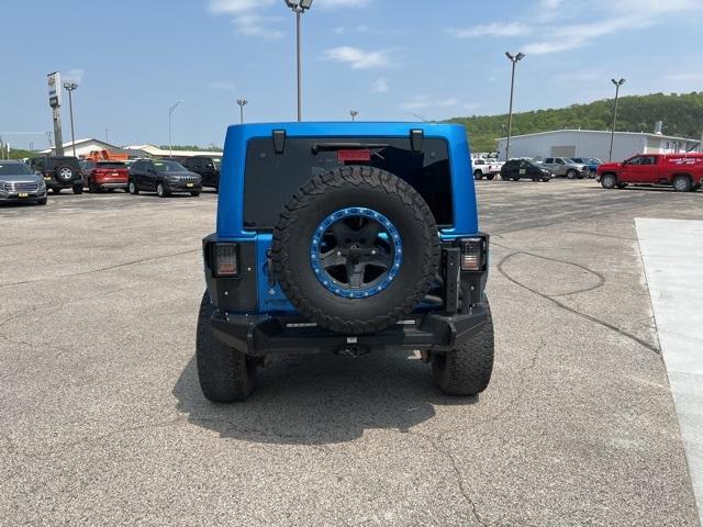 used 2015 Jeep Wrangler Unlimited car, priced at $28,900