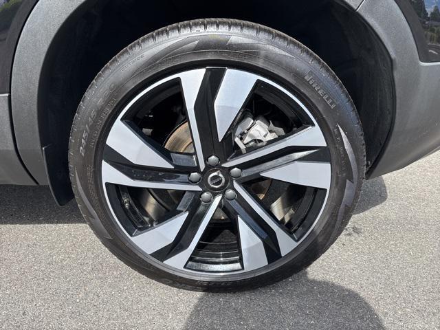 used 2025 Volvo XC40 car, priced at $33,975