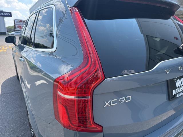 used 2022 Volvo XC90 car, priced at $46,975