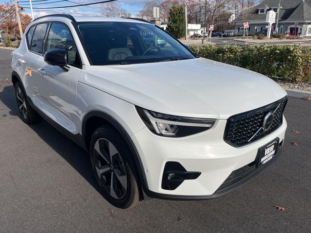 used 2024 Volvo XC40 car, priced at $35,975