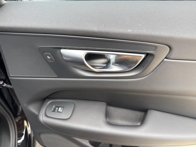used 2025 Volvo XC60 car, priced at $39,975