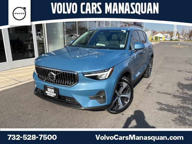 used 2023 Volvo XC40 car, priced at $30,475