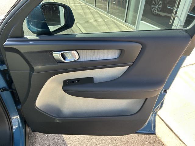 used 2023 Volvo XC40 car, priced at $30,475