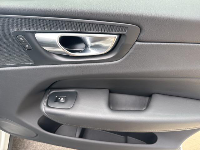 used 2025 Volvo XC60 car, priced at $39,975