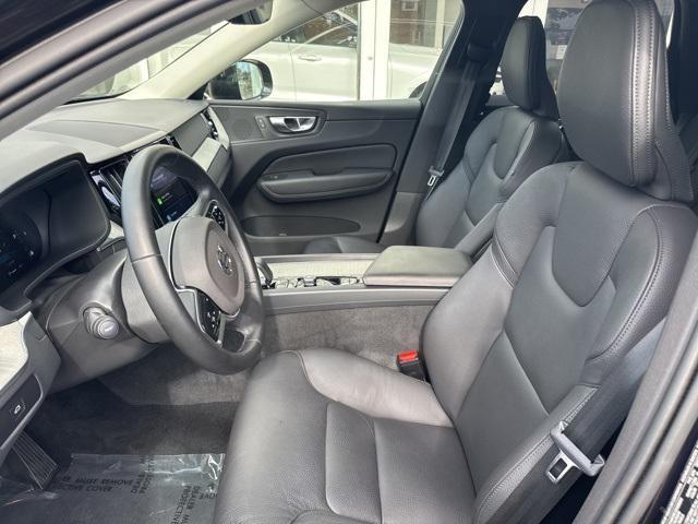 used 2025 Volvo XC60 car, priced at $38,975