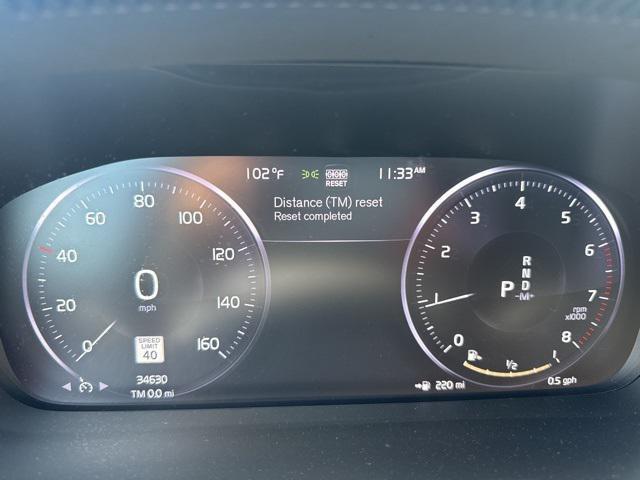 used 2021 Volvo XC40 car, priced at $28,975