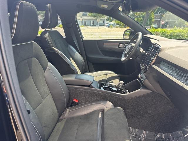 used 2021 Volvo XC40 car, priced at $28,975