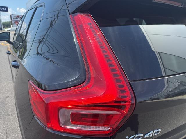 used 2021 Volvo XC40 car, priced at $28,975