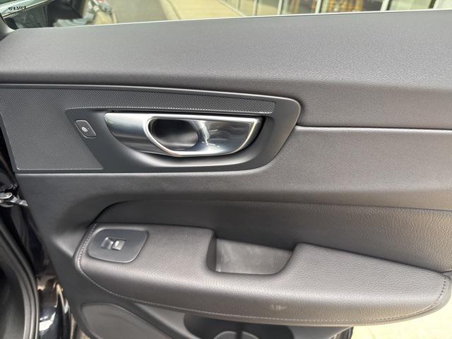 used 2022 Volvo XC60 car, priced at $35,975