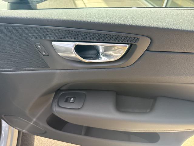 used 2025 Volvo XC60 car, priced at $39,975