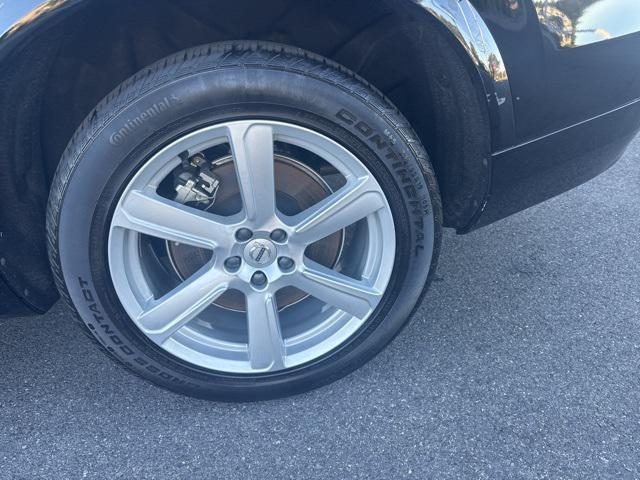 used 2025 Volvo XC90 car, priced at $45,975