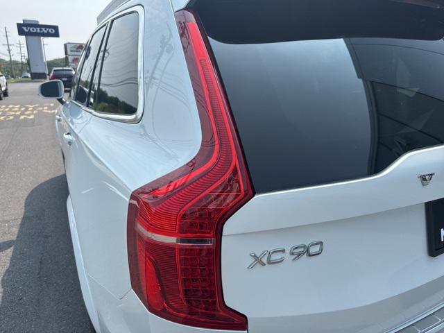 used 2022 Volvo XC90 car, priced at $51,975