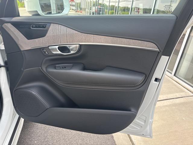 used 2022 Volvo XC90 car, priced at $51,975