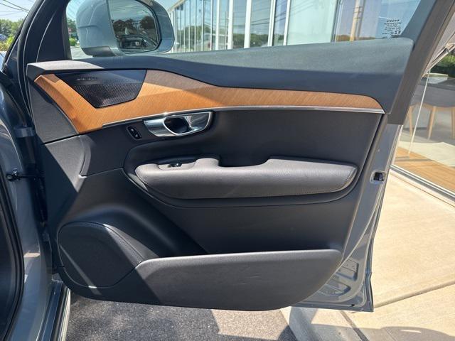 used 2022 Volvo XC90 car, priced at $45,975