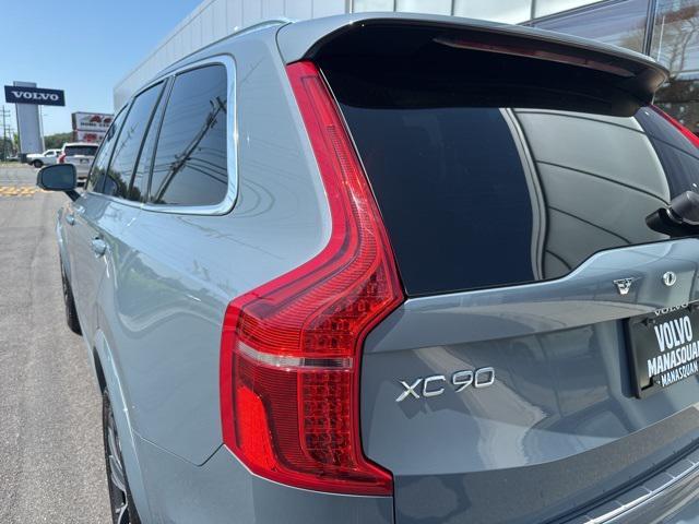 used 2022 Volvo XC90 car, priced at $45,975