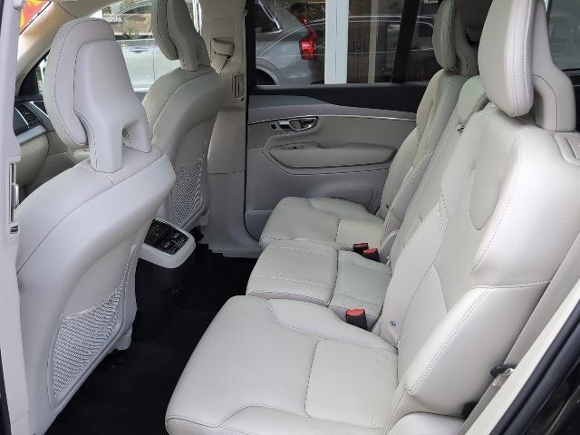 used 2022 Volvo XC90 car, priced at $37,994