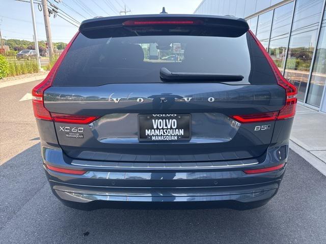 used 2022 Volvo XC60 car, priced at $36,975