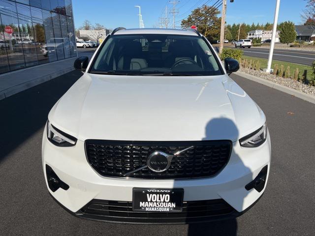 used 2024 Volvo XC40 car, priced at $36,975