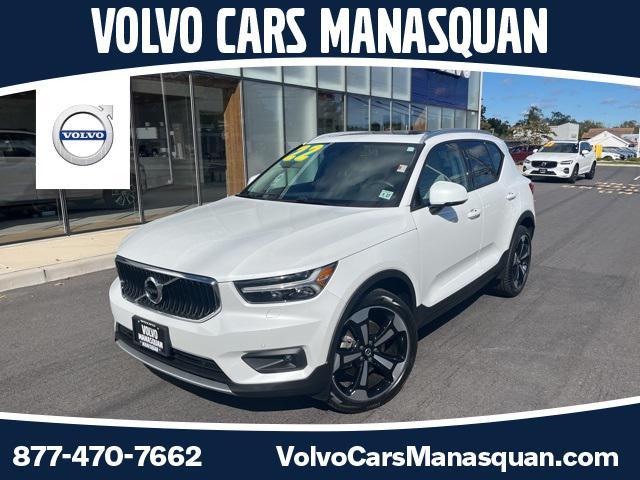 used 2022 Volvo XC40 car, priced at $30,996