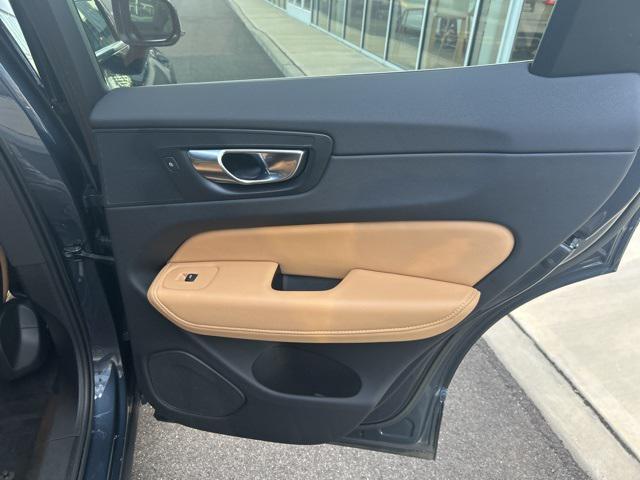 used 2022 Volvo XC60 car, priced at $37,975