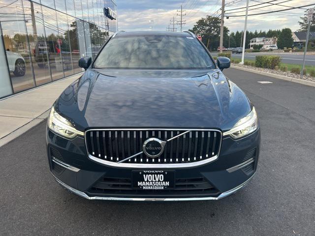 used 2022 Volvo XC60 car, priced at $37,975
