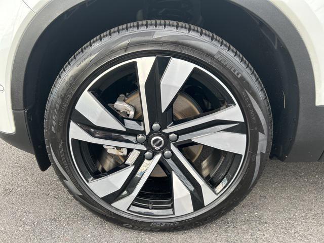 used 2023 Volvo XC40 car, priced at $35,975
