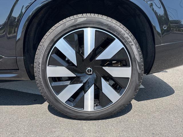 used 2024 Volvo XC90 Recharge Plug-In Hybrid car, priced at $66,975