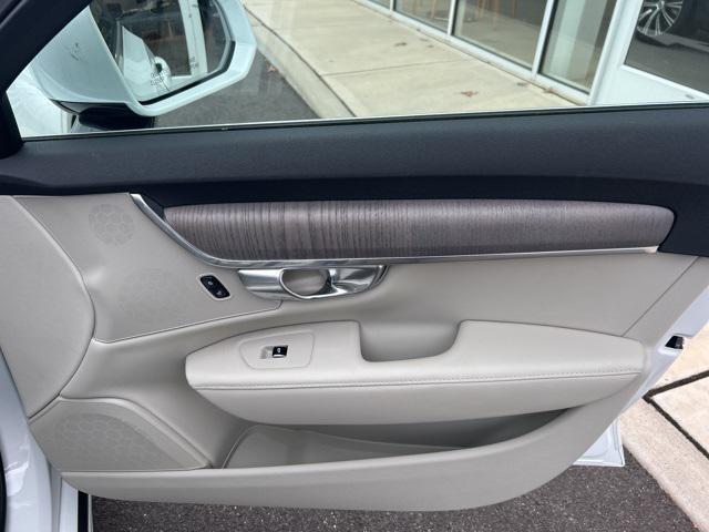 used 2023 Volvo S90 car