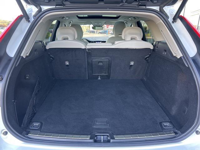 used 2022 Volvo XC60 car, priced at $37,475