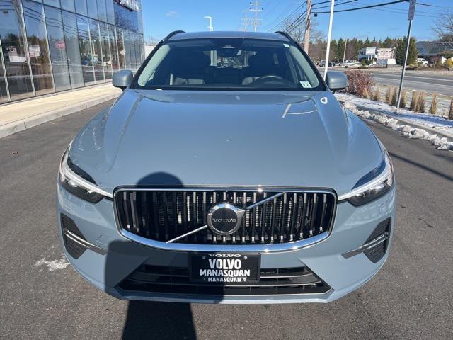 used 2022 Volvo XC60 car, priced at $35,975