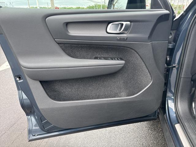 used 2022 Volvo XC40 car, priced at $34,975